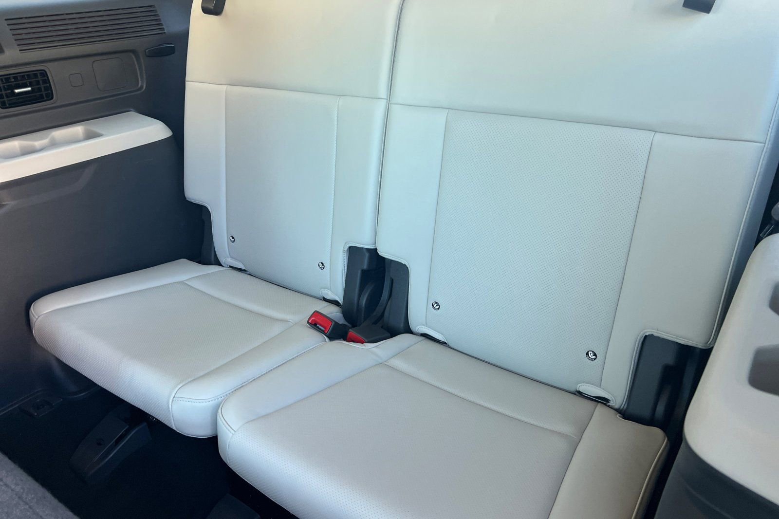 Used 2024 Hyundai Santa Fe SEL image 15