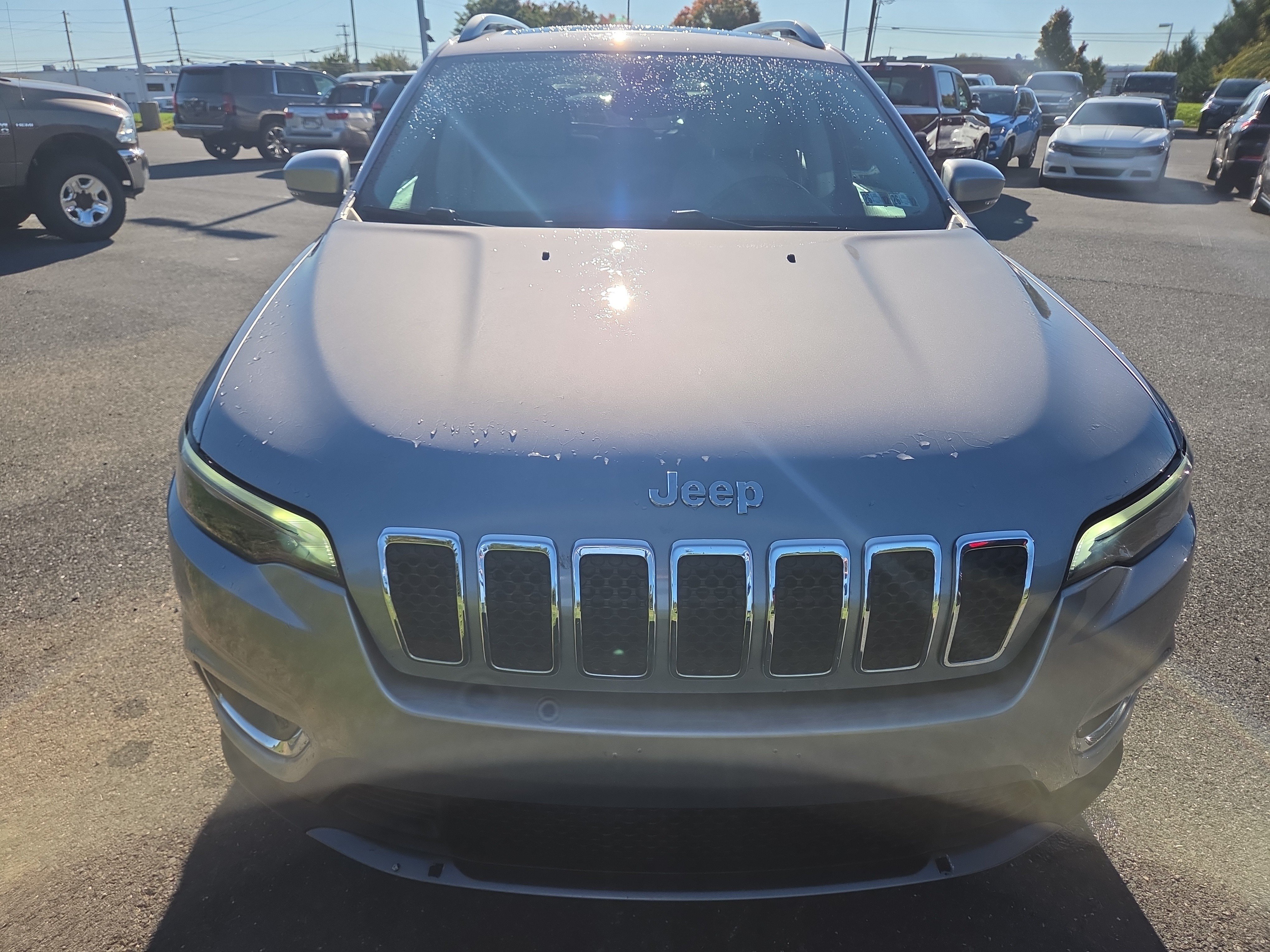 Used 2019 Jeep Cherokee Limited AWD/4WD image 20
