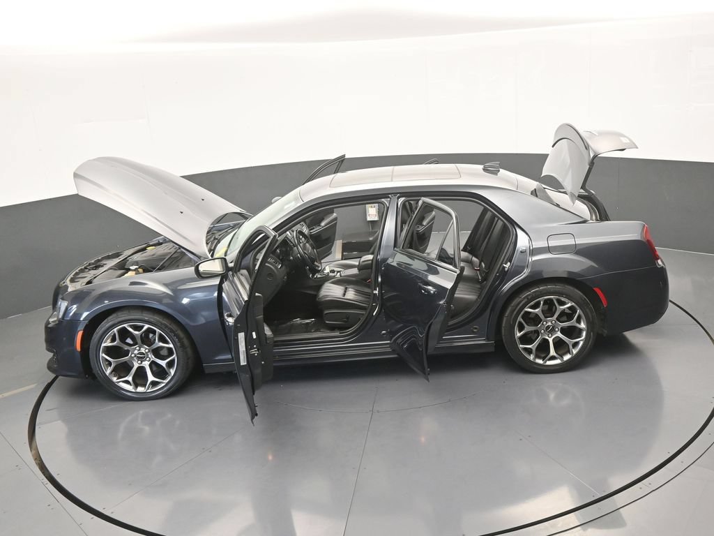 Used 2018 Chrysler 300 S w/ 300S Premium Group RWD image 66