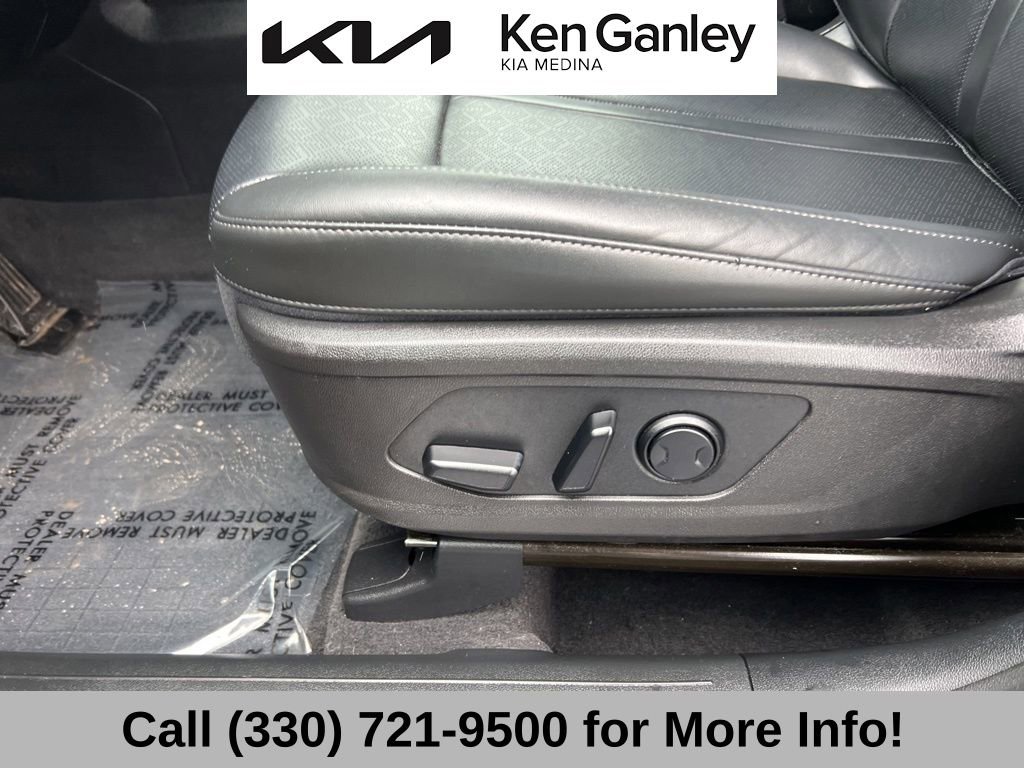 Certified 2023 Kia Sorento X-Line EX AWD/4WD image 29