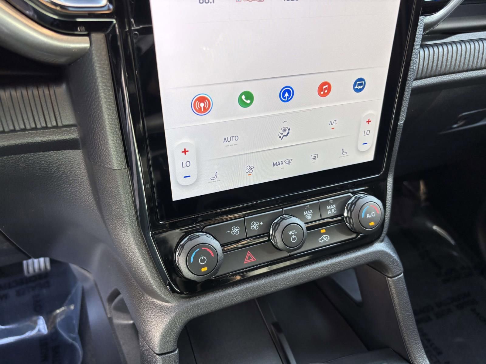 New 2025 Ford Ranger XLT w/ Equipment Group 301A High image 21