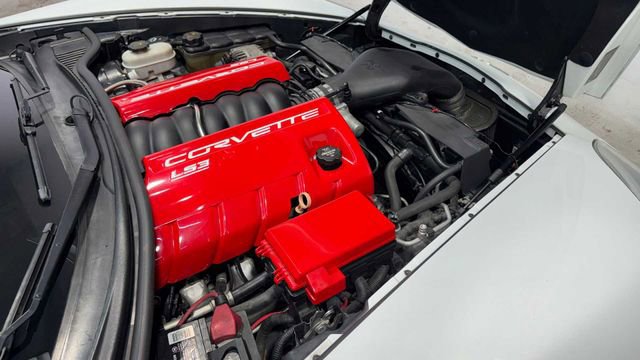 Used 2013 Chevrolet Corvette Convertible image 33