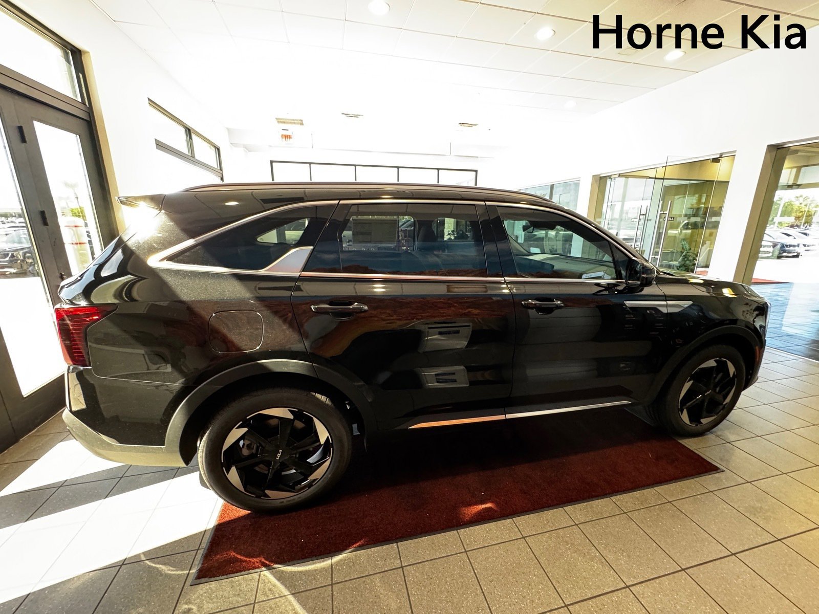 New 2025 Kia Sorento EX image 3