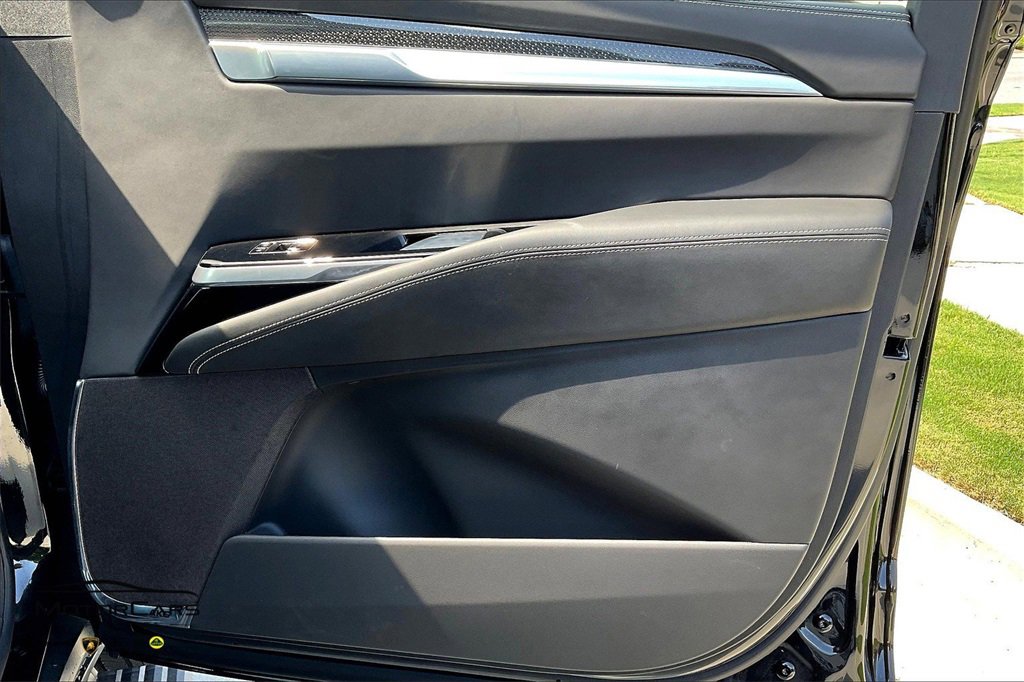 Used 2025 Cadillac Escalade V w/ LPO, Floor Liner Package image 23