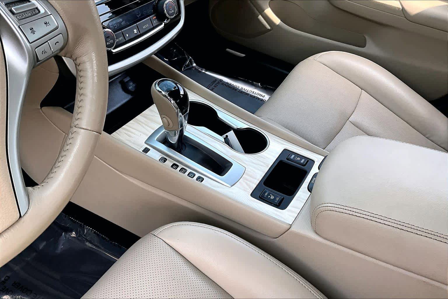 Used 2018 Nissan Altima 2.5 SL w/ 2.5 SL Technology Package FWD image 16