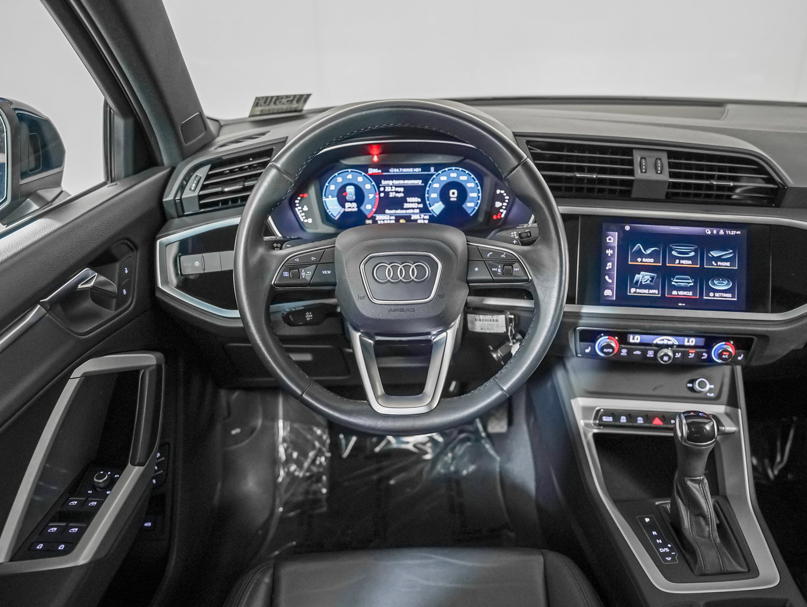 Used 2022 Audi Q3 2.0T Premium w/ Convenience Package image 14