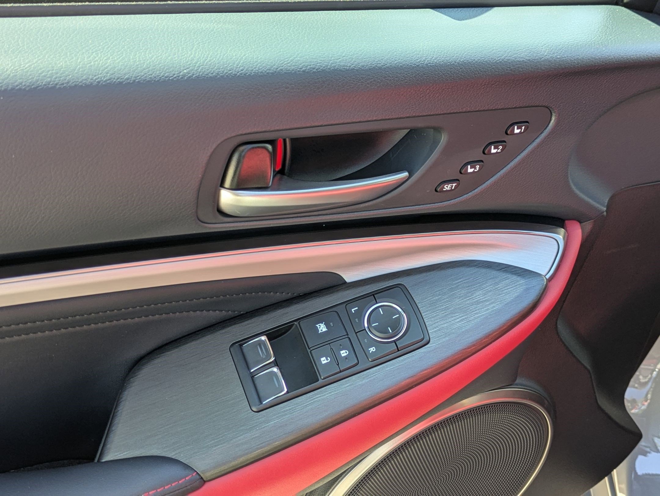 Used 2025 Lexus RC 350 F Sport image 11