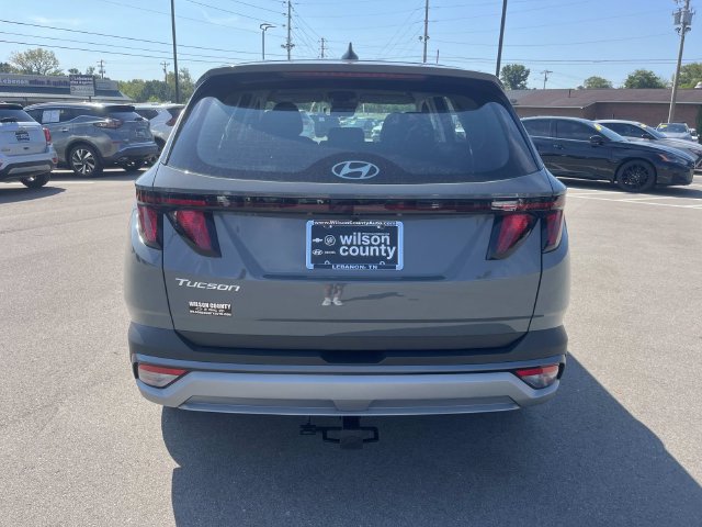 New 2026 Hyundai Tucson SE w/ Tow & Go Package FWD image 4