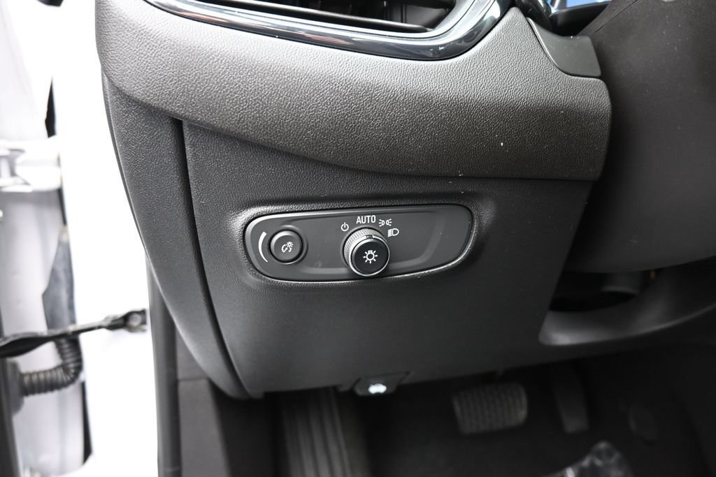 Used 2024 Chevrolet Equinox RS w/ RS Leather Package AWD/4WD image 20