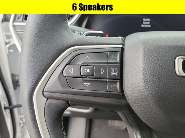 Used 2023 Jeep Grand Cherokee Altitude image 11