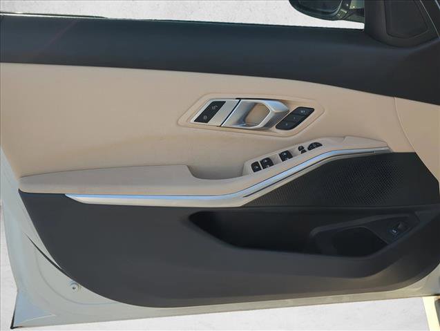 Used 2019 BMW 330i Sedan w/ Driving Assistance Package image 10