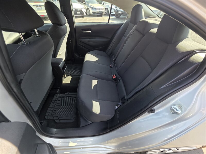Used 2021 Toyota Corolla LE FWD image 13