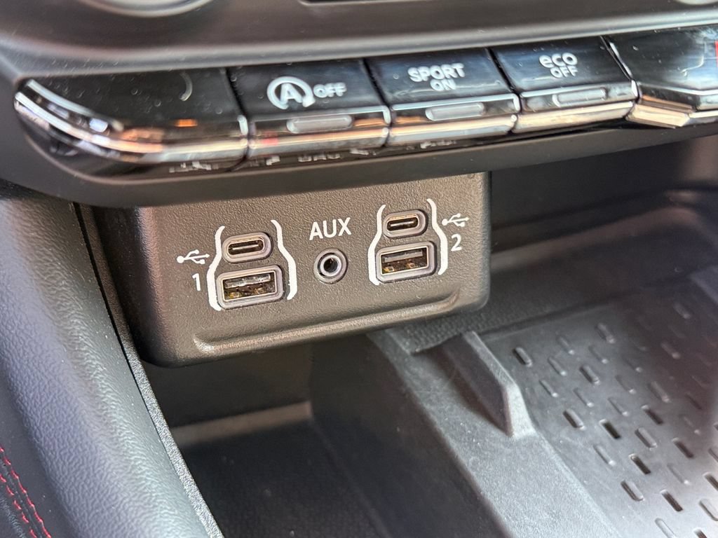 Used 2025 Dodge Durango GT AWD/4WD image 36