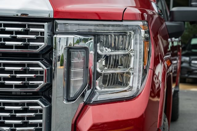 Used 2022 GMC Sierra 3500 Denali w/ Denali Ultimate Package AWD/4WD image 13