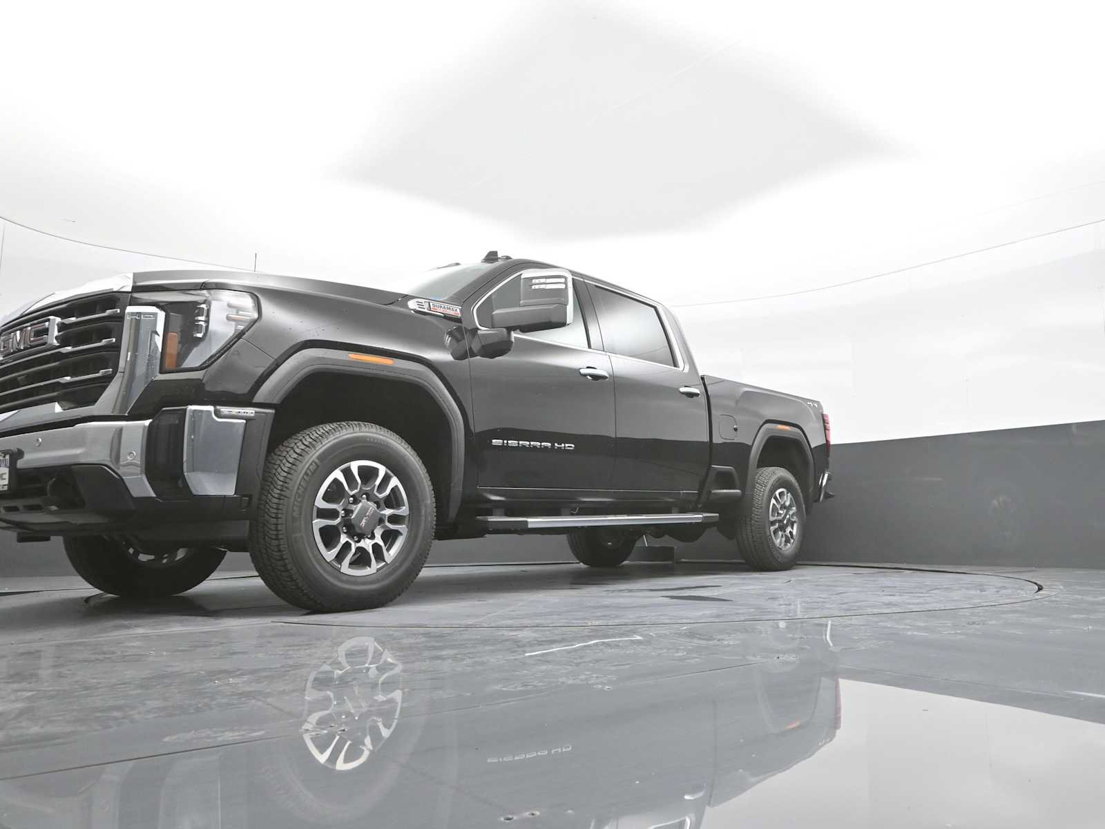New 2026 GMC Sierra 2500 SLT w/ SLT Premium Package AWD/4WD image 39