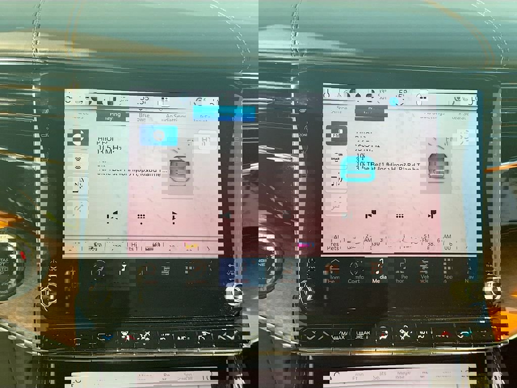 New 2024 Jeep Grand Wagoneer Series III w/ Rear Seat Video Group 1 image 16