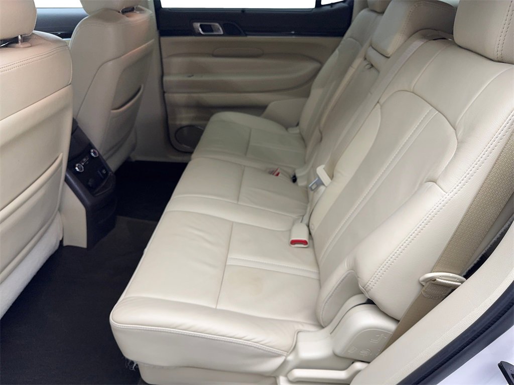 Used 2019 Lincoln MKT AWD image 33