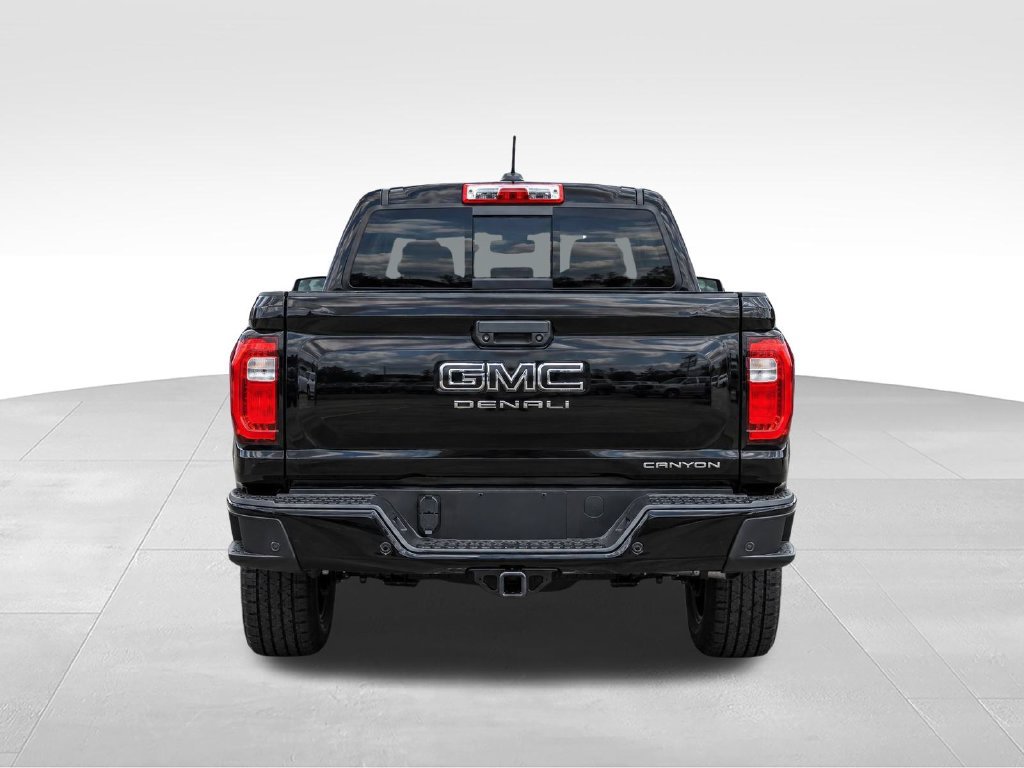 New 2026 GMC Canyon Denali w/ LPO, Black Badging Package AWD/4WD image 6