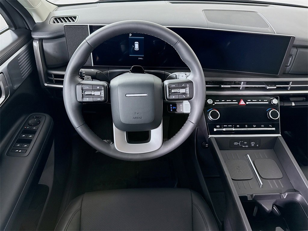 Certified 2025 Hyundai Santa Fe SEL image 4