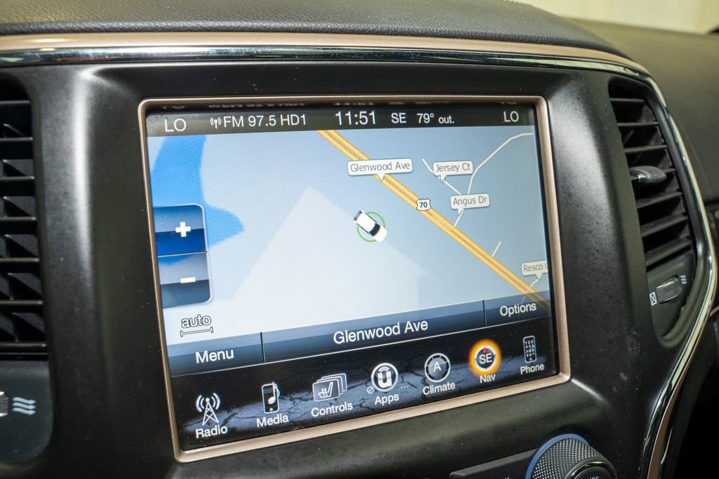 Used 2015 Jeep Grand Cherokee Overland w/ Advanced Technology Group image 16