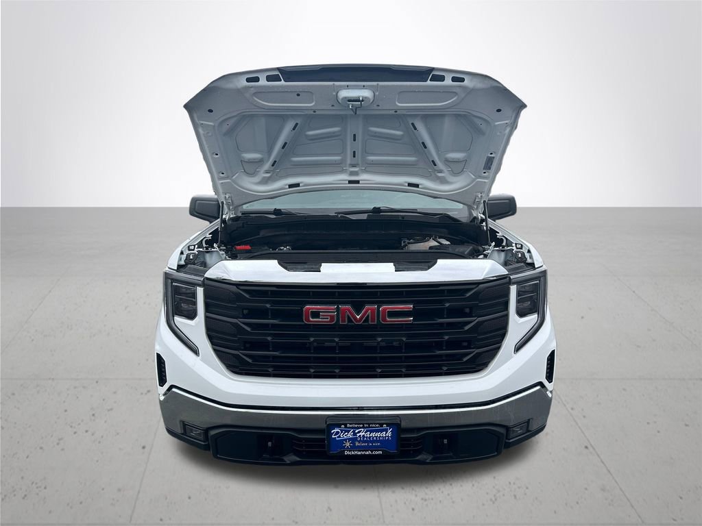 Used 2023 GMC Sierra 1500 Pro w/ Pro Value Package AWD/4WD image 4