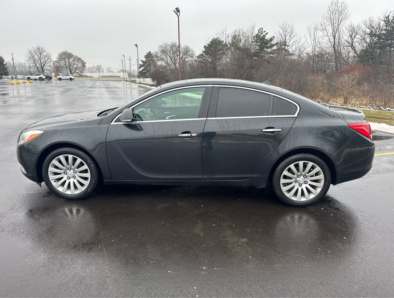 Used 2012 Buick Regal Premium image 8