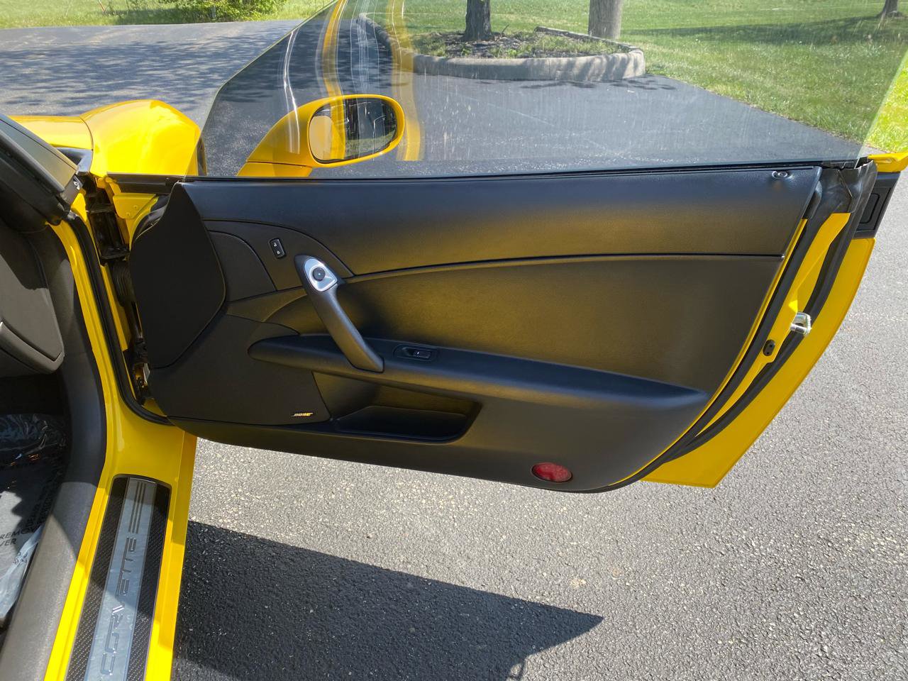 Used 2008 Chevrolet Corvette Coupe w/ Preferred Equipment Group RWD image 15