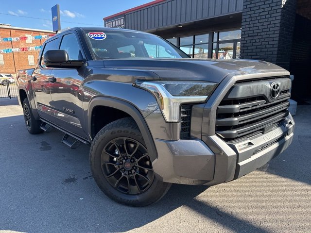 Used 2022 Toyota Tundra SR5 image 3