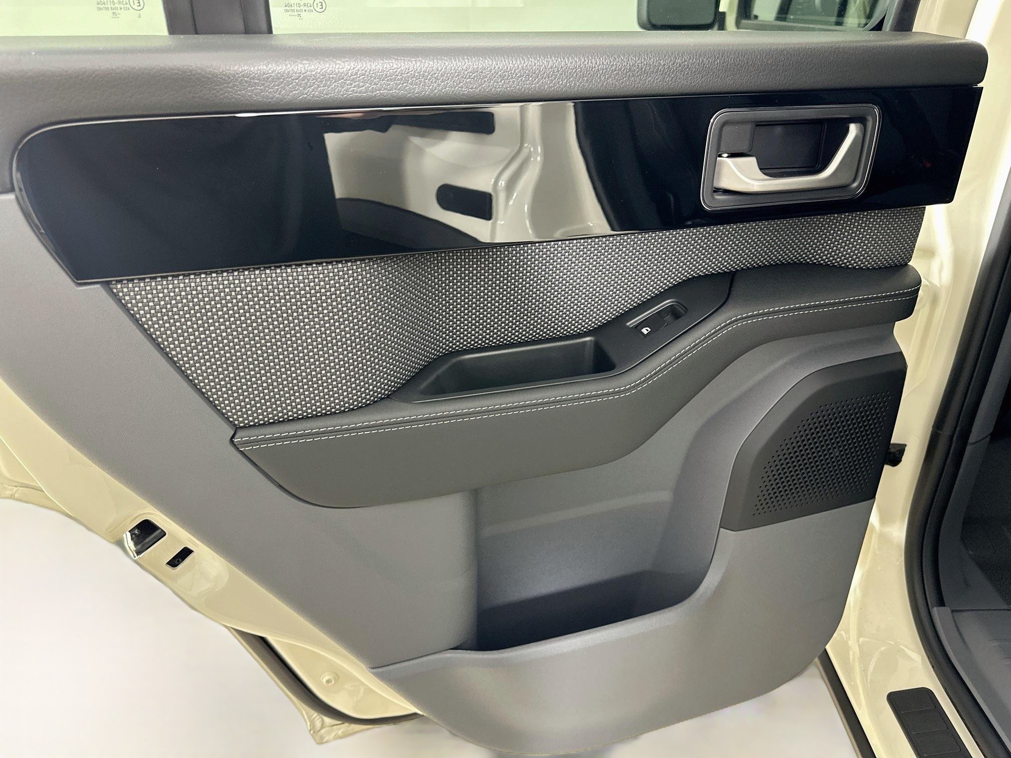 New 2026 INEOS Grenadier Station Wagon AWD/4WD image 36