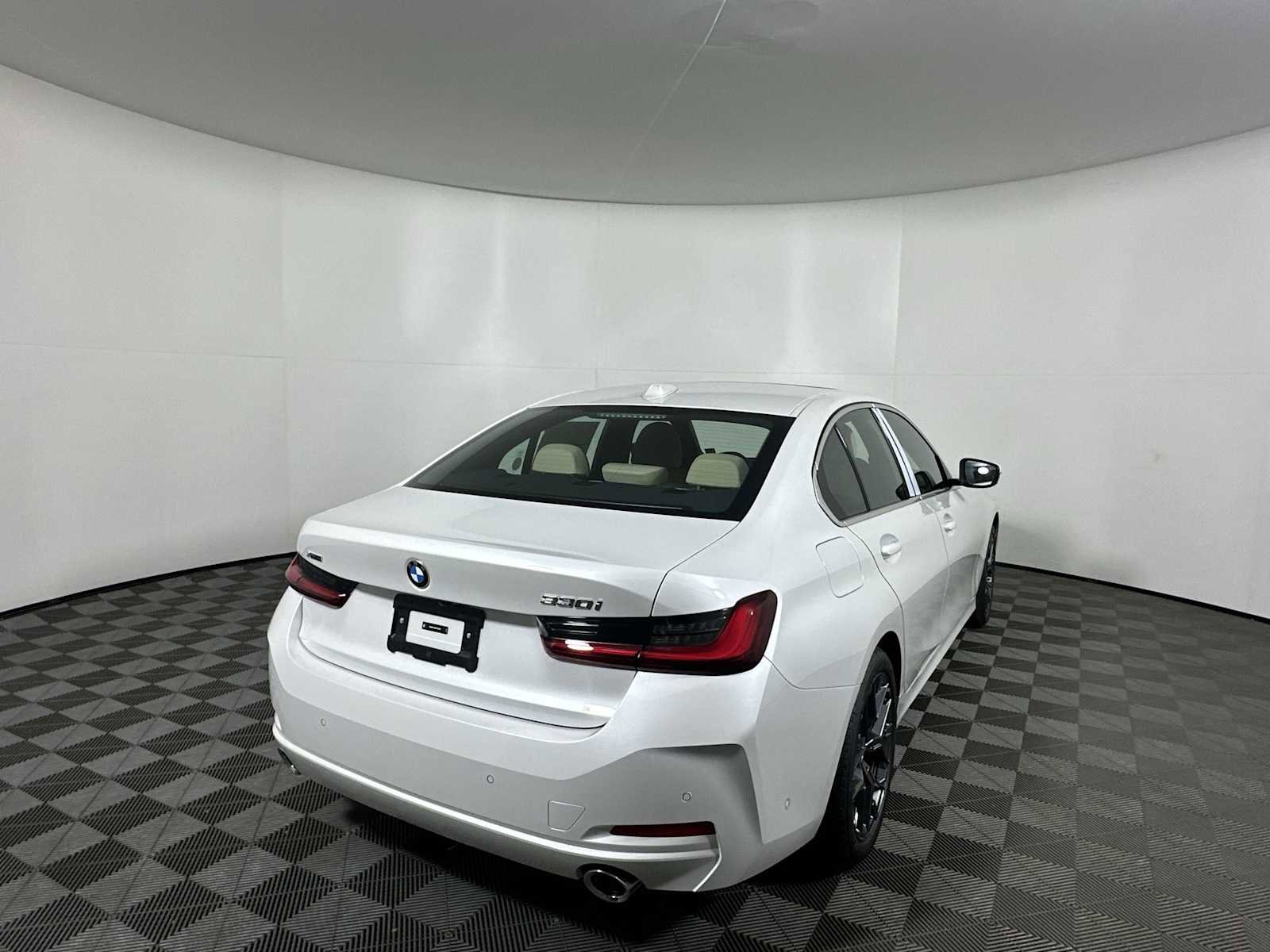 New 2026 BMW 330i xDrive Sedan w/ Premium Package image 9