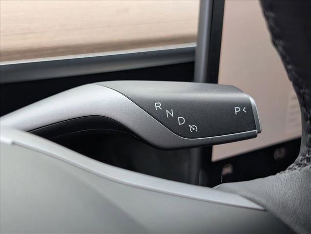 Used 2023 Tesla Model Y Long Range image 12