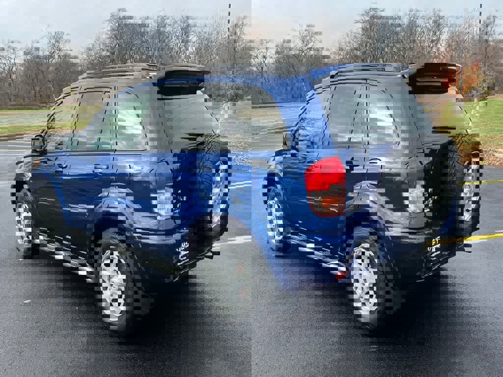 Used 2003 Toyota RAV4 4WD image 4