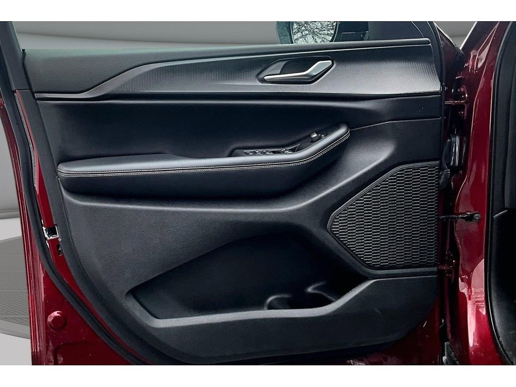 Certified 2025 Jeep Grand Cherokee L Altitude image 20