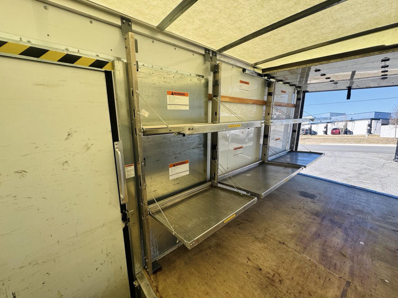 Used 2022 GMC Savana 3500 Extended w/ Power Convenience Package image 16