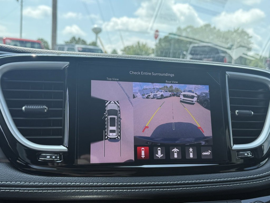 New 2026 Chrysler Pacifica Select image 25