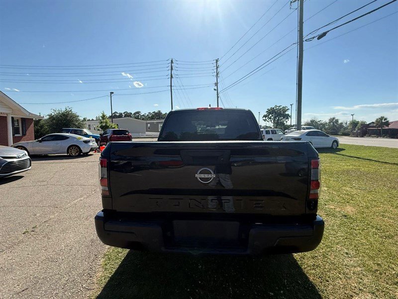 Used 2022 Nissan Frontier S w/ Technology Package RWD image 17