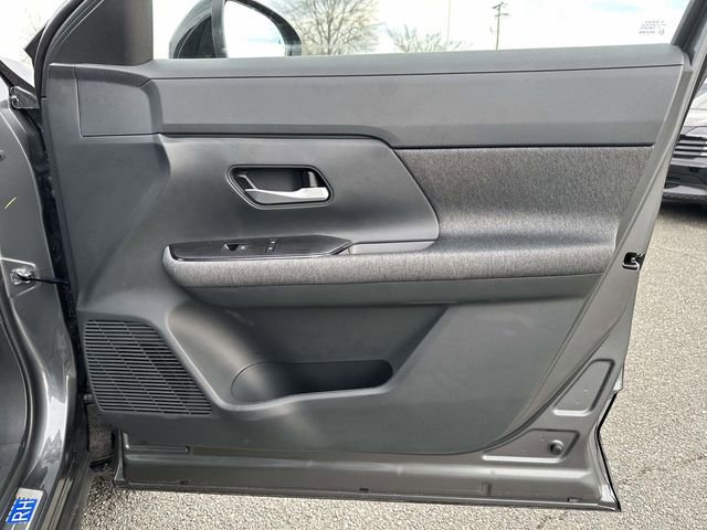 New 2026 Nissan Kicks SV w/ Illumination Package image 8