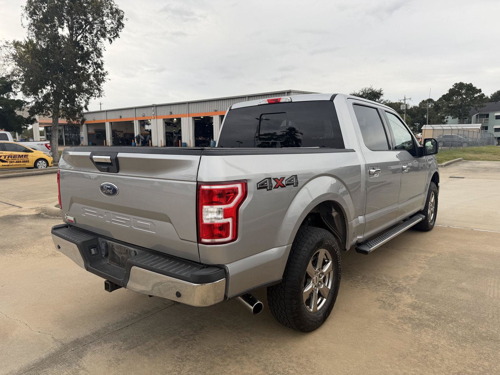 Used 2020 Ford F150 XLT w/ Equipment Group 302A Luxury AWD/4WD image 17