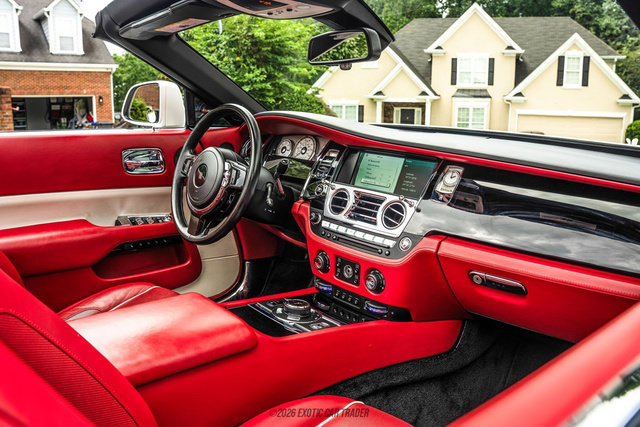 Used 2016 Rolls-Royce Dawn RWD image 86