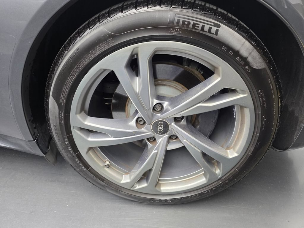 Used 2023 Audi e-tron GT Premium Plus AWD/4WD image 17