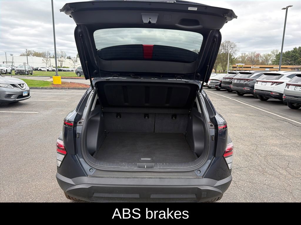 Used 2025 Hyundai Kona SEL image 24