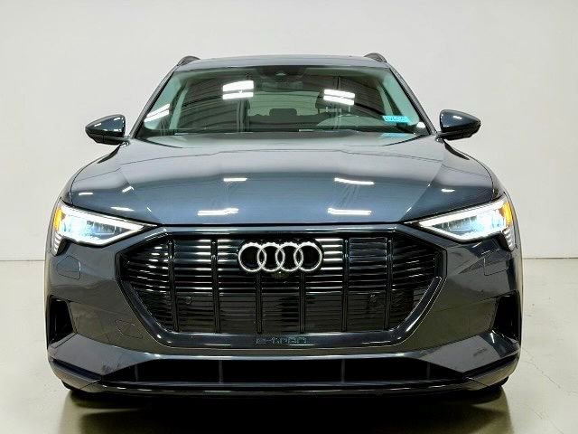 Used 2021 Audi e-tron Premium w/ Convenience Plus Package image 13