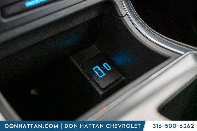 Used 2022 Ford Edge Titanium image 12