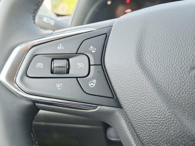 New 2026 Chevrolet Trax LT w/ Driver Confidence Package FWD image 16