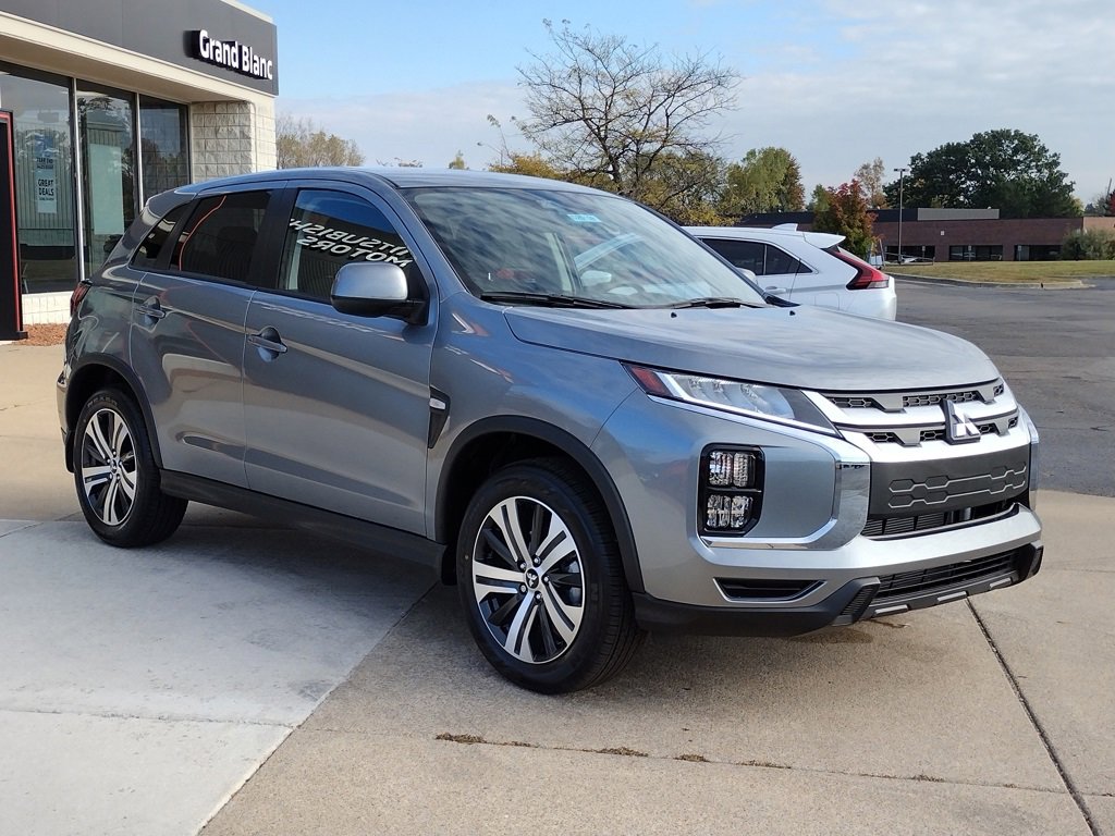 New 2025 Mitsubishi Outlander Sport ES image 12