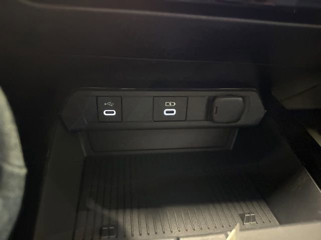 New 2026 Toyota Prius LE image 41