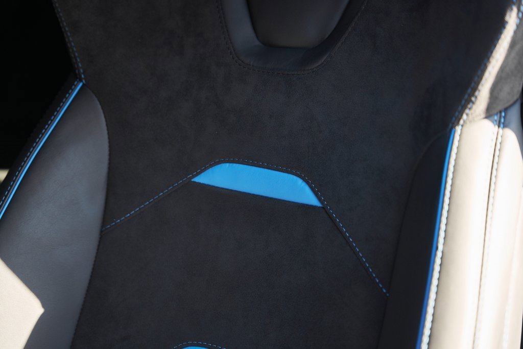 Used 2023 Lamborghini Huracan Tecnica image 41