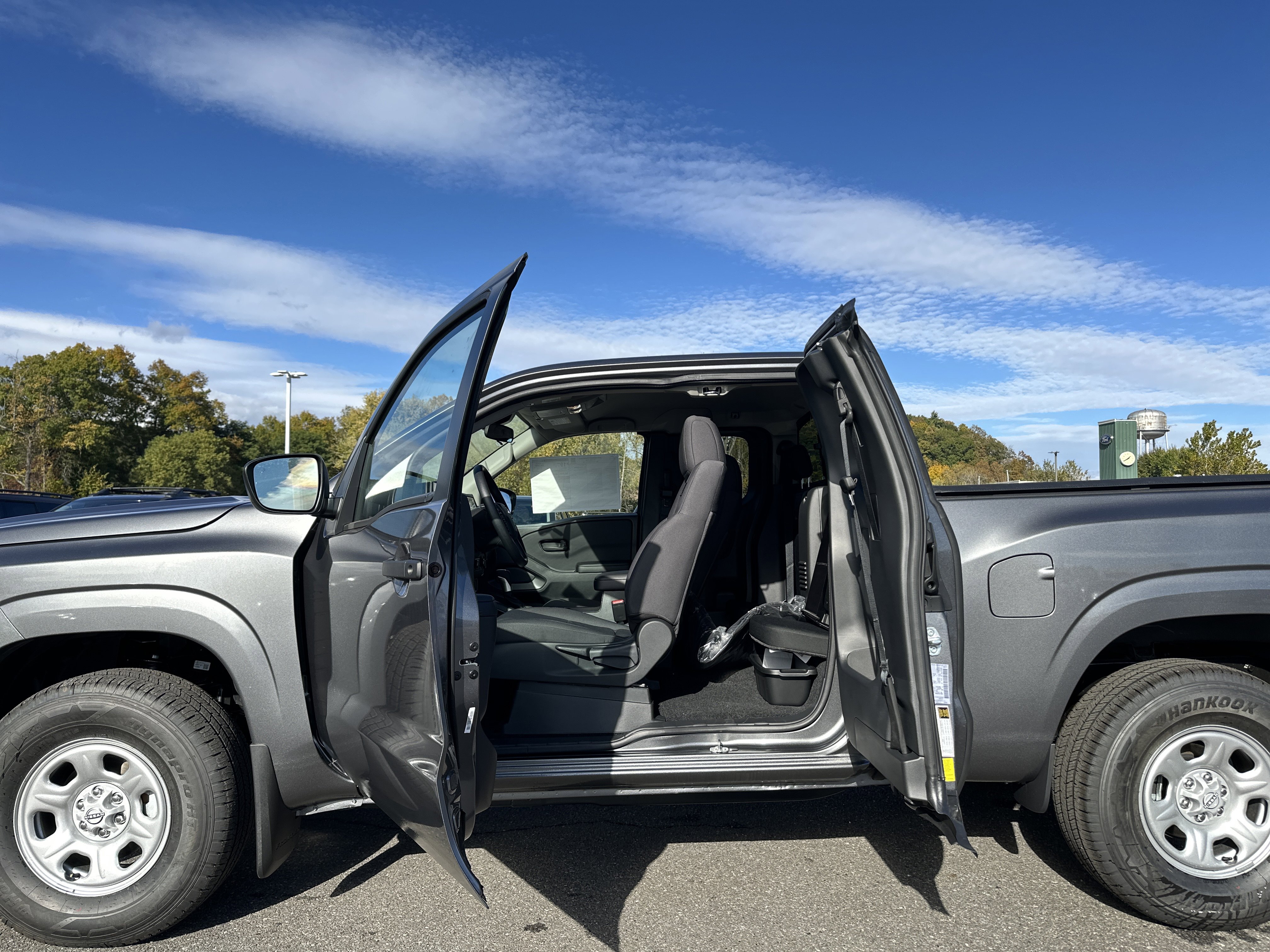 New 2026 Nissan Frontier S image 23