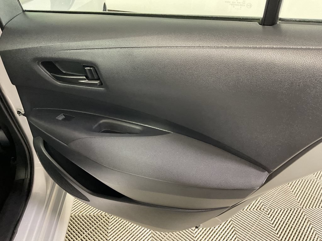Used 2024 Toyota Corolla LE FWD image 21
