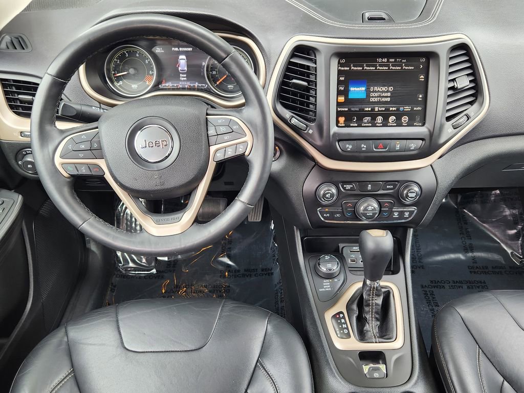 Used 2015 Jeep Cherokee Limited AWD/4WD image 3